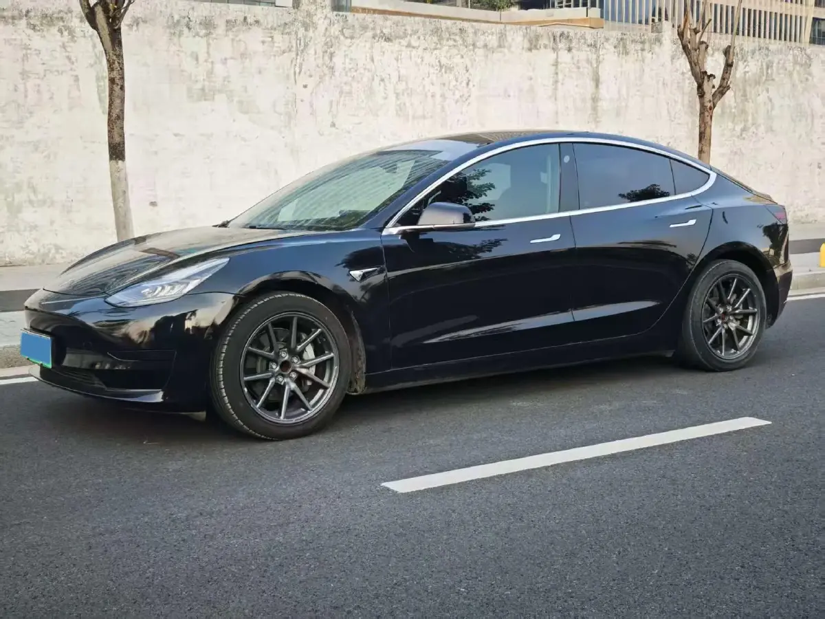 2019 Honda Odyssey 2.0L 146HP L4 E-CVT Hybrid