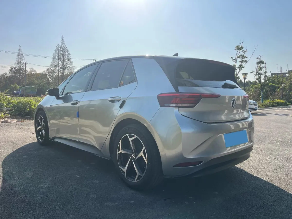 2023 Volkswagen ID.3 BEV 52.8KWH,autocango,china used car exporter,china ev exporter,chinese used car exporter,chinese used ev exporter