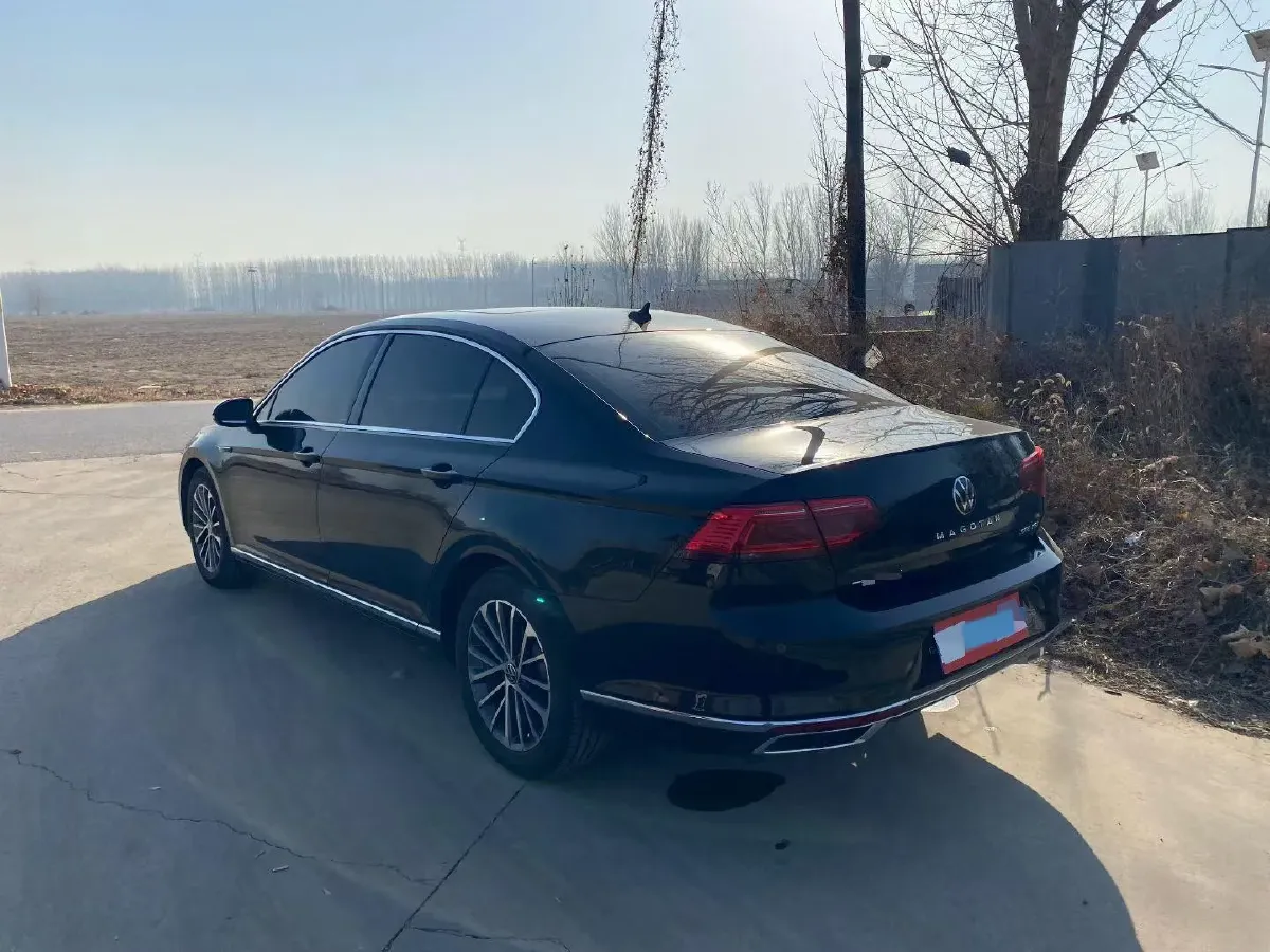 2020 Volkswagen Magotan 2.0T 186HP L4 7DCT,autocango,china used car exporter,china ev exporter,chinese used car exporter,chinese used ev exporter