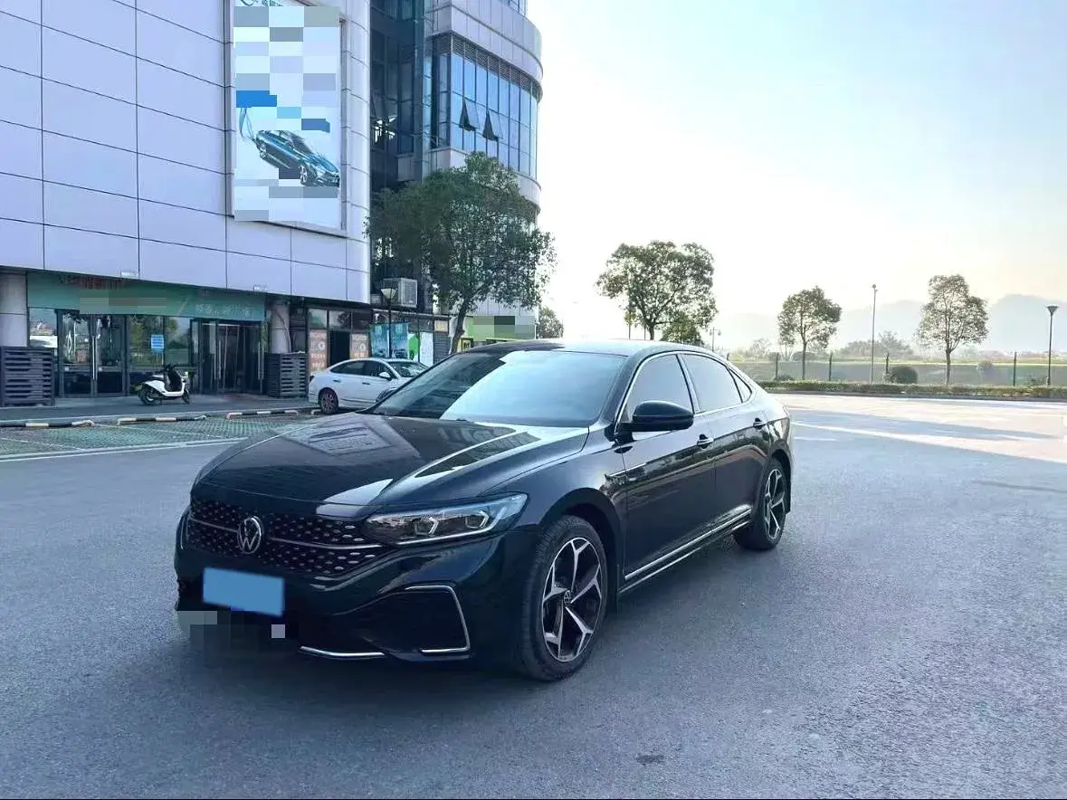 2022 Xpeng P7 BEV 60.2KWH