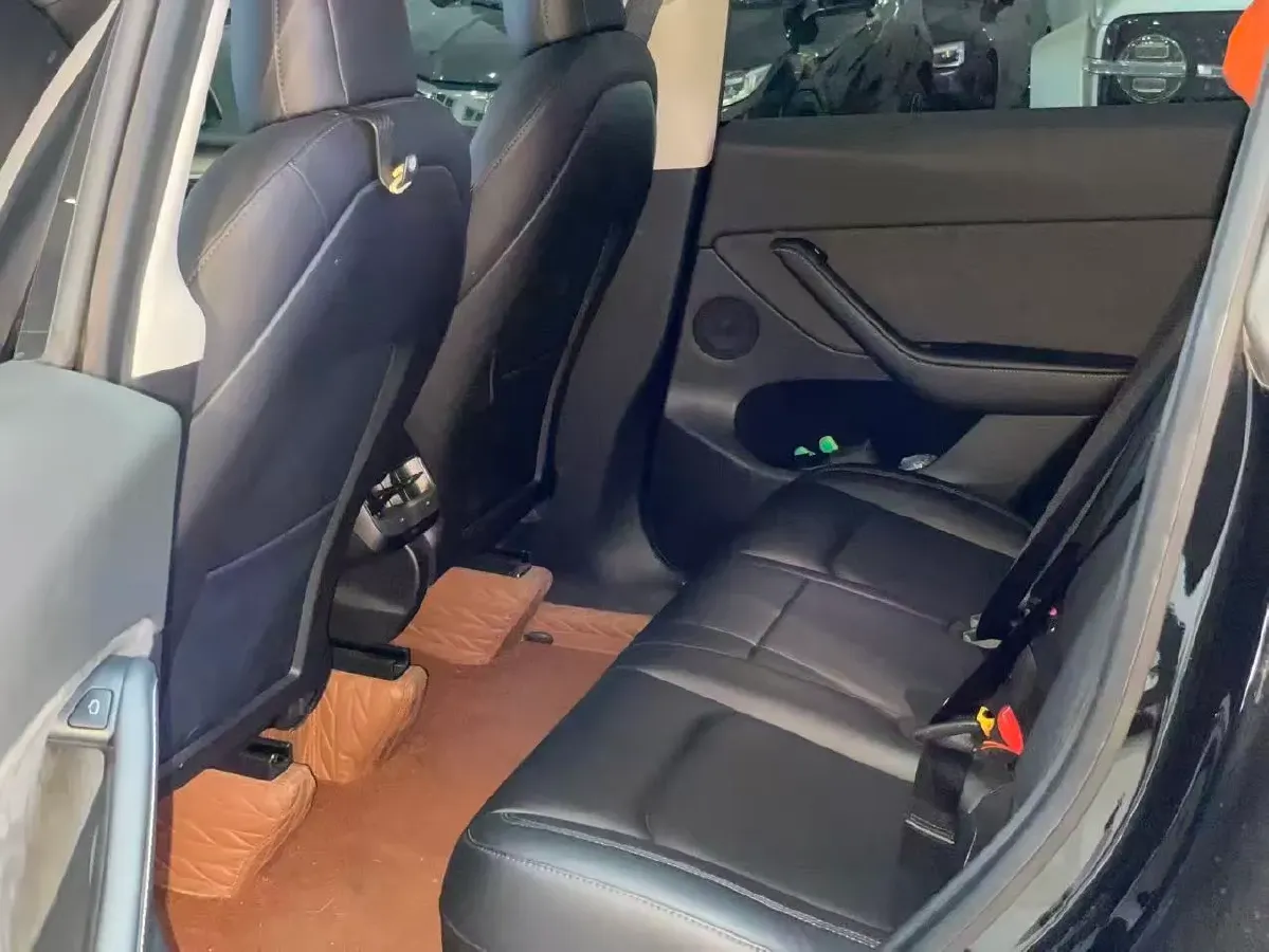 2022 Tesla Model Y BEV 60KWH,autocango,china used car exporter,china ev exporter,chinese used car exporter,chinese used ev exporter