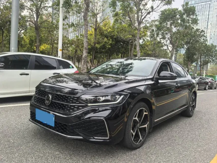 2022 Skoda Kodiak GT 2.0T 186HP L4 7DCT,autocango,china used car exporter,china ev exporter,chinese used car exporter,chinese used ev exporter