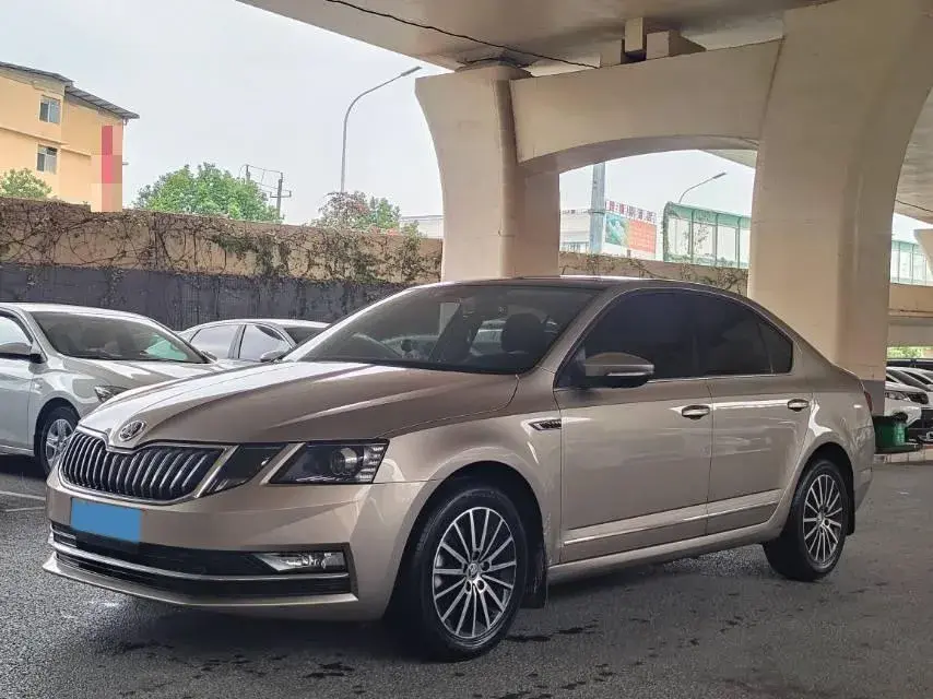 2019 Skoda Octavia 1.5L 116HP L4 6AT