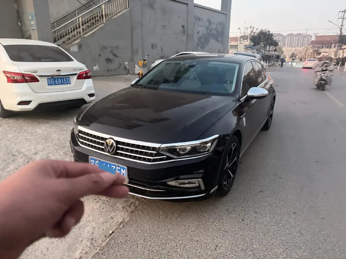 2024 Volkswagen Magotan 2.0T 186HP L4 7DCT