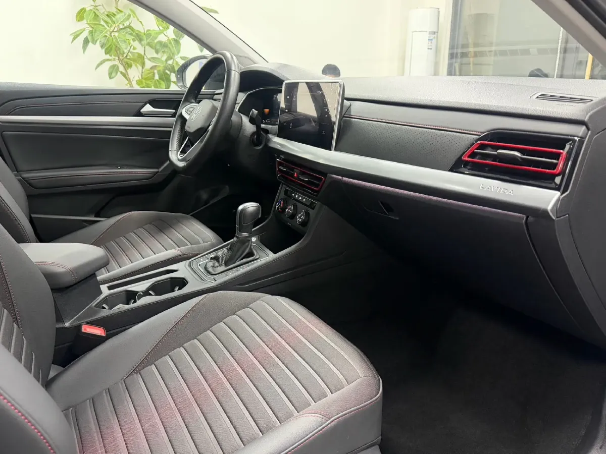 2023 Volkswagen Lavida 1.4T 150HP L4 7DCT,autocango,china used car exporter,china ev exporter,chinese used car exporter,chinese used ev exporter