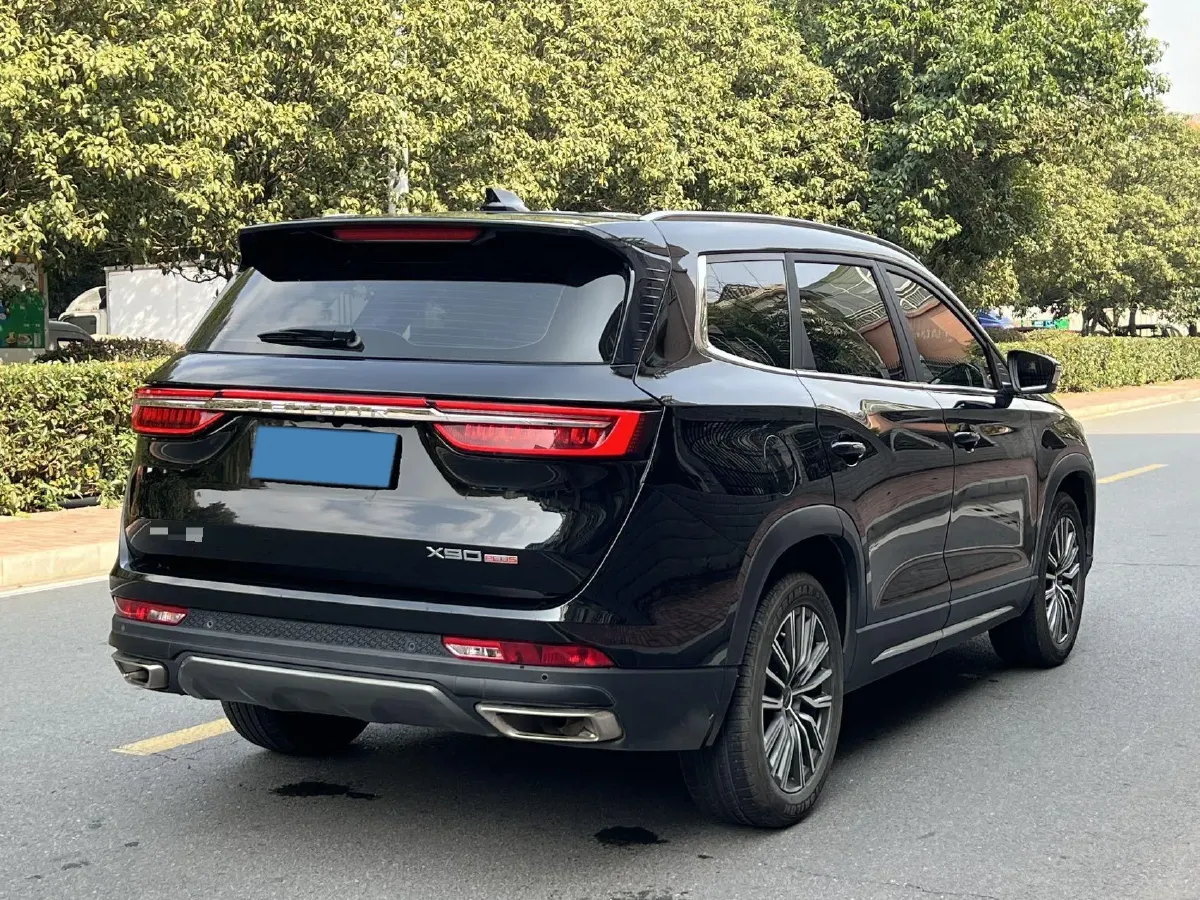 2024 Jetour X90 Plus 1.6T 197HP L4 7DCT,autocango,china used car exporter,china ev exporter,chinese used car exporter,chinese used ev exporter