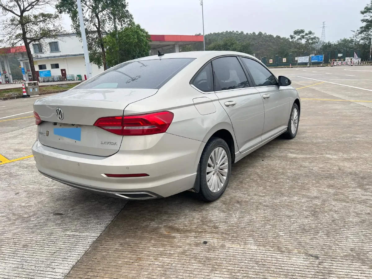 2018 Volkswagen Lavida 1.2T 116HP L4 7DCT,autocango,china used car exporter,china ev exporter,chinese used car exporter,chinese used ev exporter