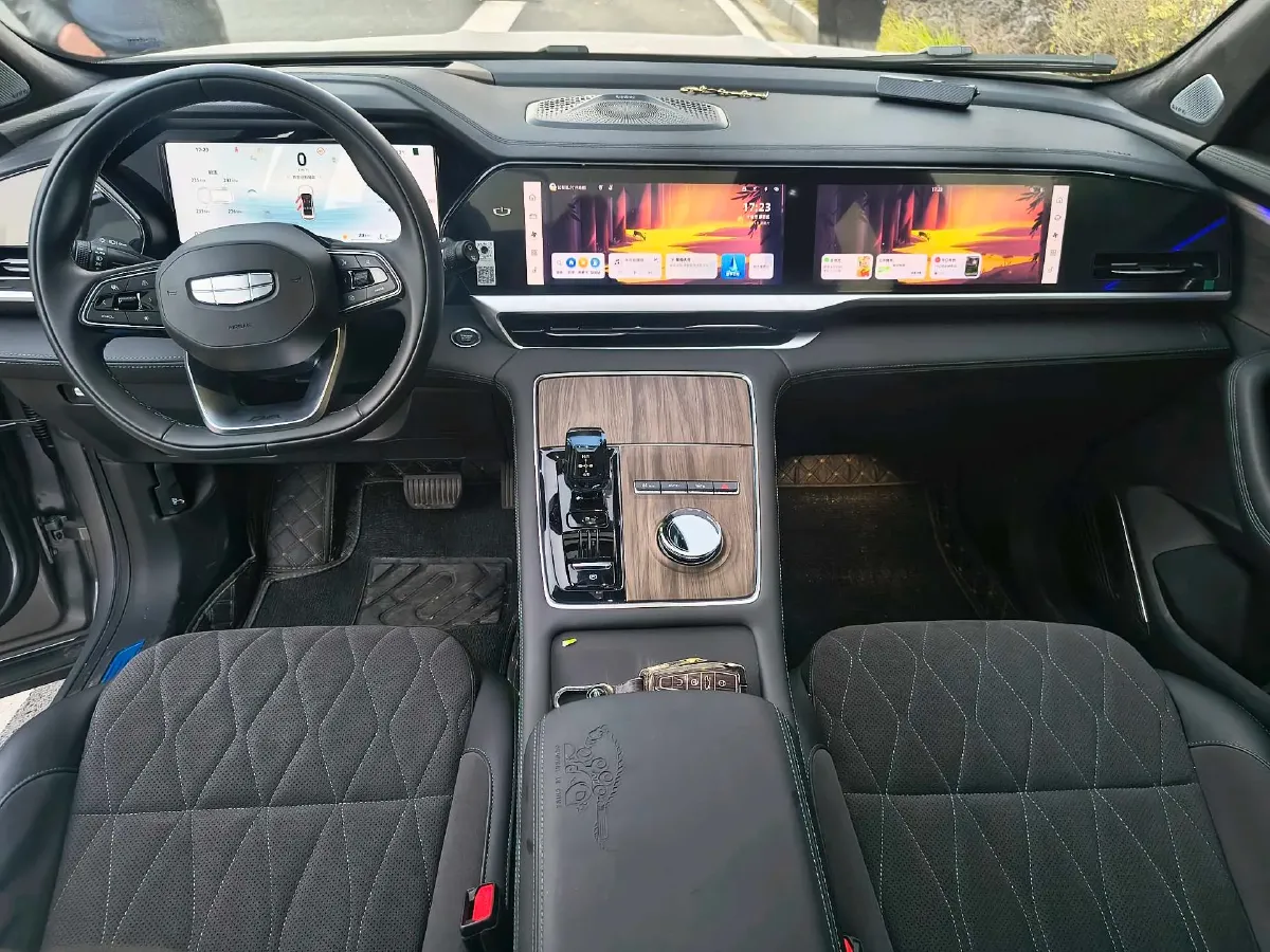 2026 Geely Monjaro 2.0T 272HP L4 8AT,autocango,china used car exporter,china ev exporter,chinese used car exporter,chinese used ev exporter