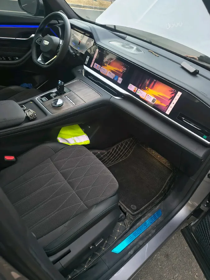 2026 Geely Monjaro 2.0T 272HP L4 8AT,autocango,china used car exporter,china ev exporter,chinese used car exporter,chinese used ev exporter