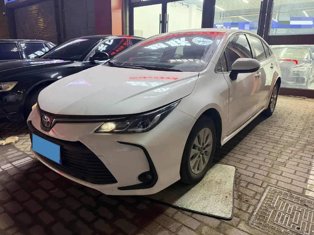 2022 Toyota Corolla 1.8L 98HP L4 E-CVT Hybrid