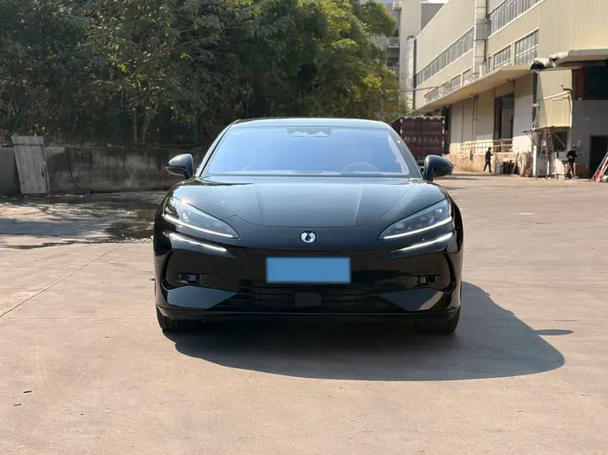 2024 Denza DenzaZ9GT 2.0T 207HP L4 E-CVT PHEV 38.5KWH,autocango,china used car exporter,china ev exporter,chinese used car exporter,chinese used ev exporter