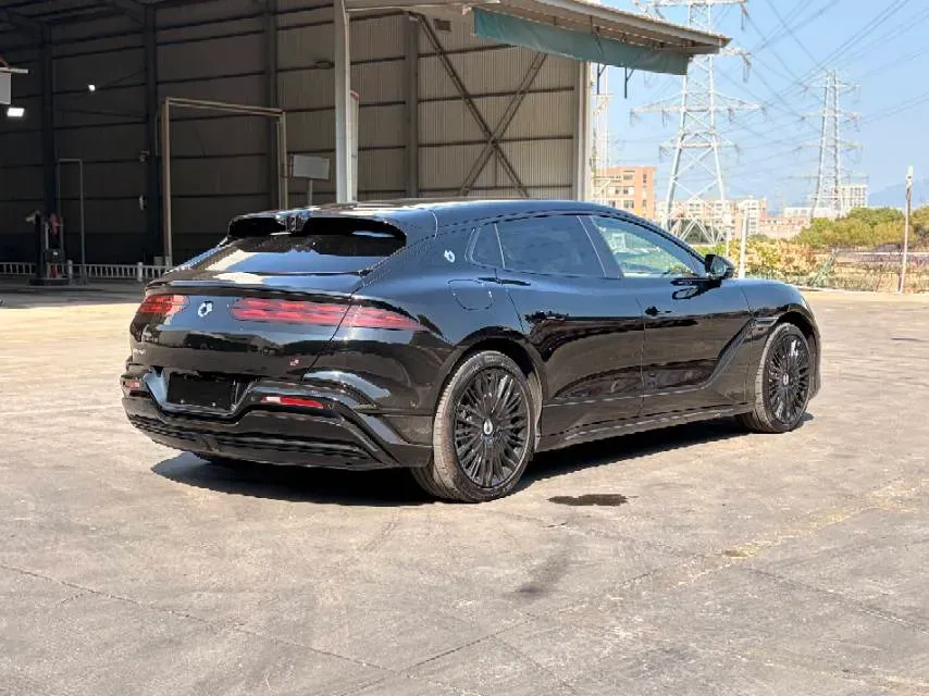 2024 Denza DenzaZ9GT 2.0T 207HP L4 E-CVT PHEV 38.5KWH,autocango,china used car exporter,china ev exporter,chinese used car exporter,chinese used ev exporter