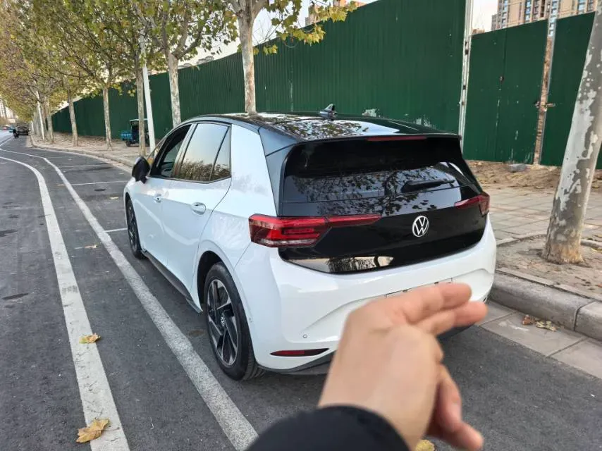 2025 Volkswagen ID.3 BEV 52.8KWH,autocango,china used car exporter,china ev exporter,chinese used car exporter,chinese used ev exporter