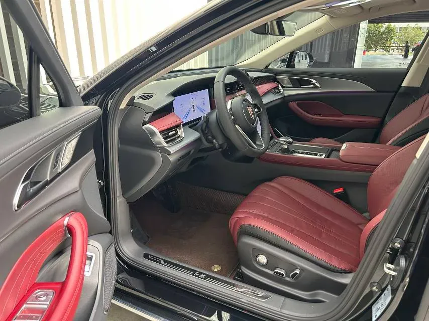 2024 HongQi H5 2.0T 224HP L4 8AT,autocango,china used car exporter,china ev exporter,chinese used car exporter,chinese used ev exporter