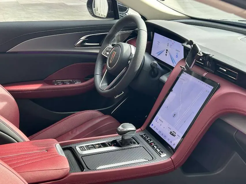 2024 HongQi H5 2.0T 224HP L4 8AT,autocango,china used car exporter,china ev exporter,chinese used car exporter,chinese used ev exporter