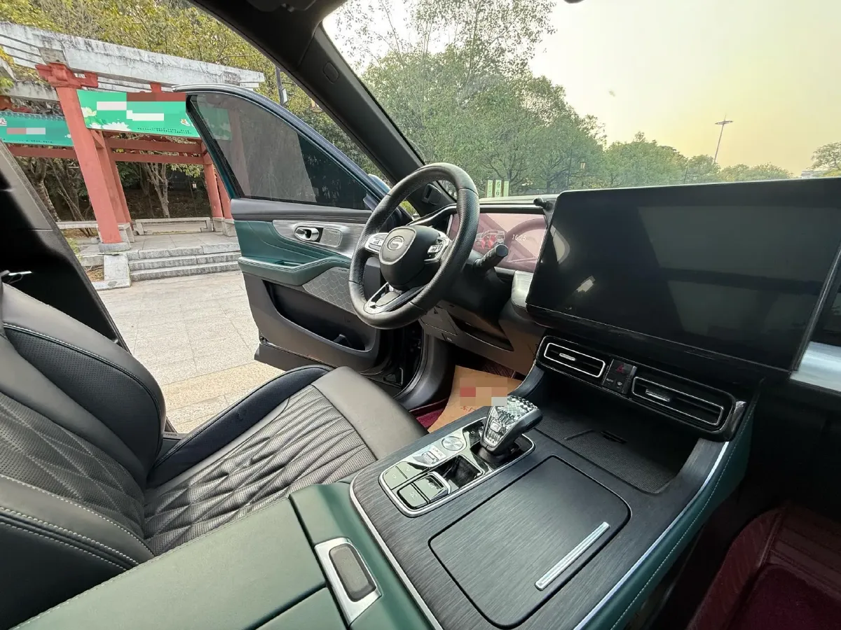 2022 GAC Trumpchi GS8 2.0T 252HP L4 8AT,autocango,china used car exporter,china ev exporter,chinese used car exporter,chinese used ev exporter