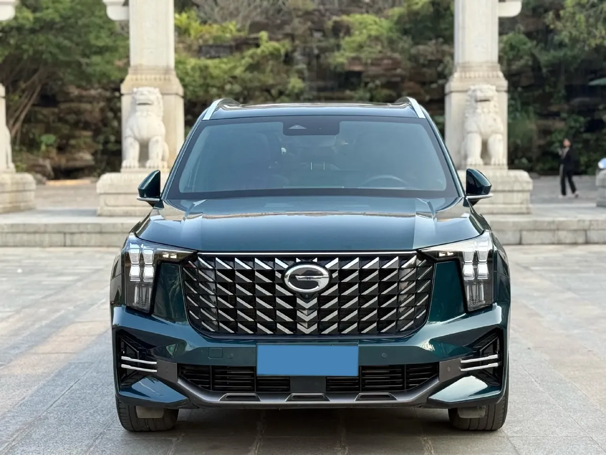 2022 GAC Trumpchi GS8 2.0T 252HP L4 8AT,autocango,china used car exporter,china ev exporter,chinese used car exporter,chinese used ev exporter