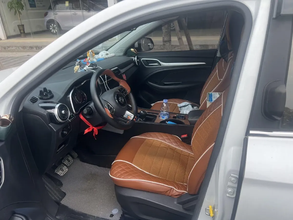 2020 MG ZS 1.5L 120HP L4 5MT,autocango,china used car exporter,china ev exporter,chinese used car exporter,chinese used ev exporter