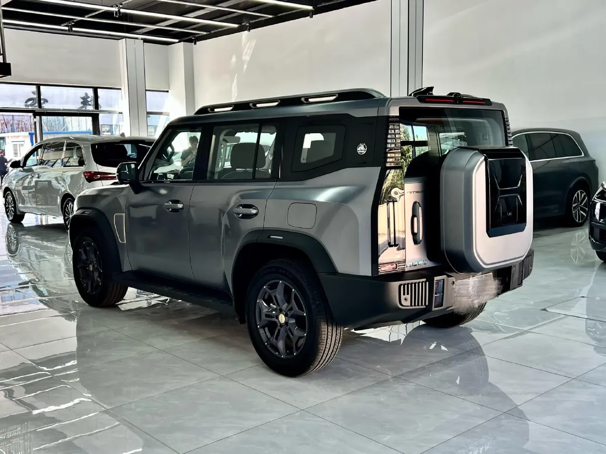 2025 Jetour Traveller 2.0T 254HP L4 7DCT,autocango,china used car exporter,china ev exporter,chinese used car exporter,chinese used ev exporter