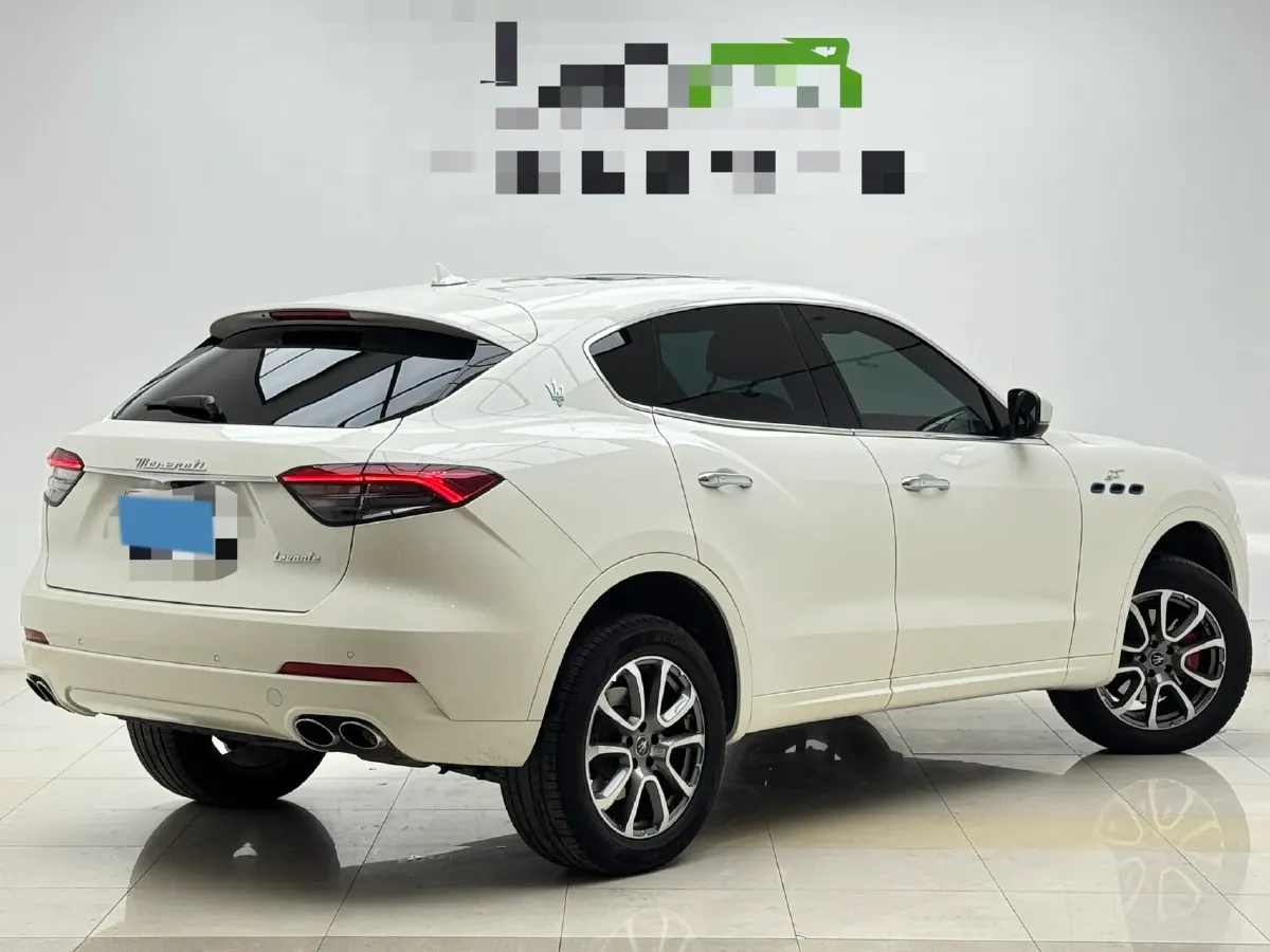 2022 Maserati Levante 2.0T 330HP L4 8AT,autocango,china used car exporter,china ev exporter,chinese used car exporter,chinese used ev exporter