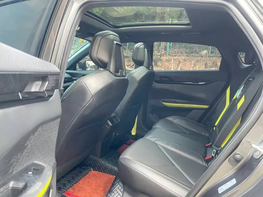 2022 ChangAn UNI-V 1.5T 188HP L4 7DCT,autocango,china used car exporter,china ev exporter,chinese used car exporter,chinese used ev exporter