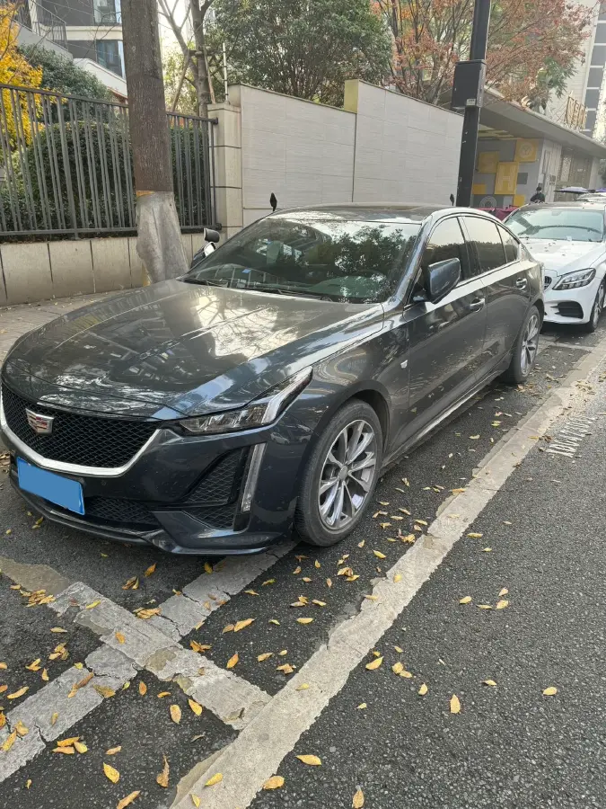 2021 Cadillac CT5 2.0T 237HP L4 10AT