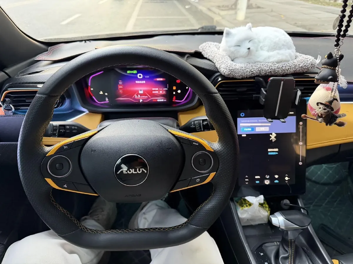 2023 DongFeng Aeolus YiXuan 1.5T 197HP L4 6DCT,autocango,china used car exporter,china ev exporter,chinese used car exporter,chinese used ev exporter