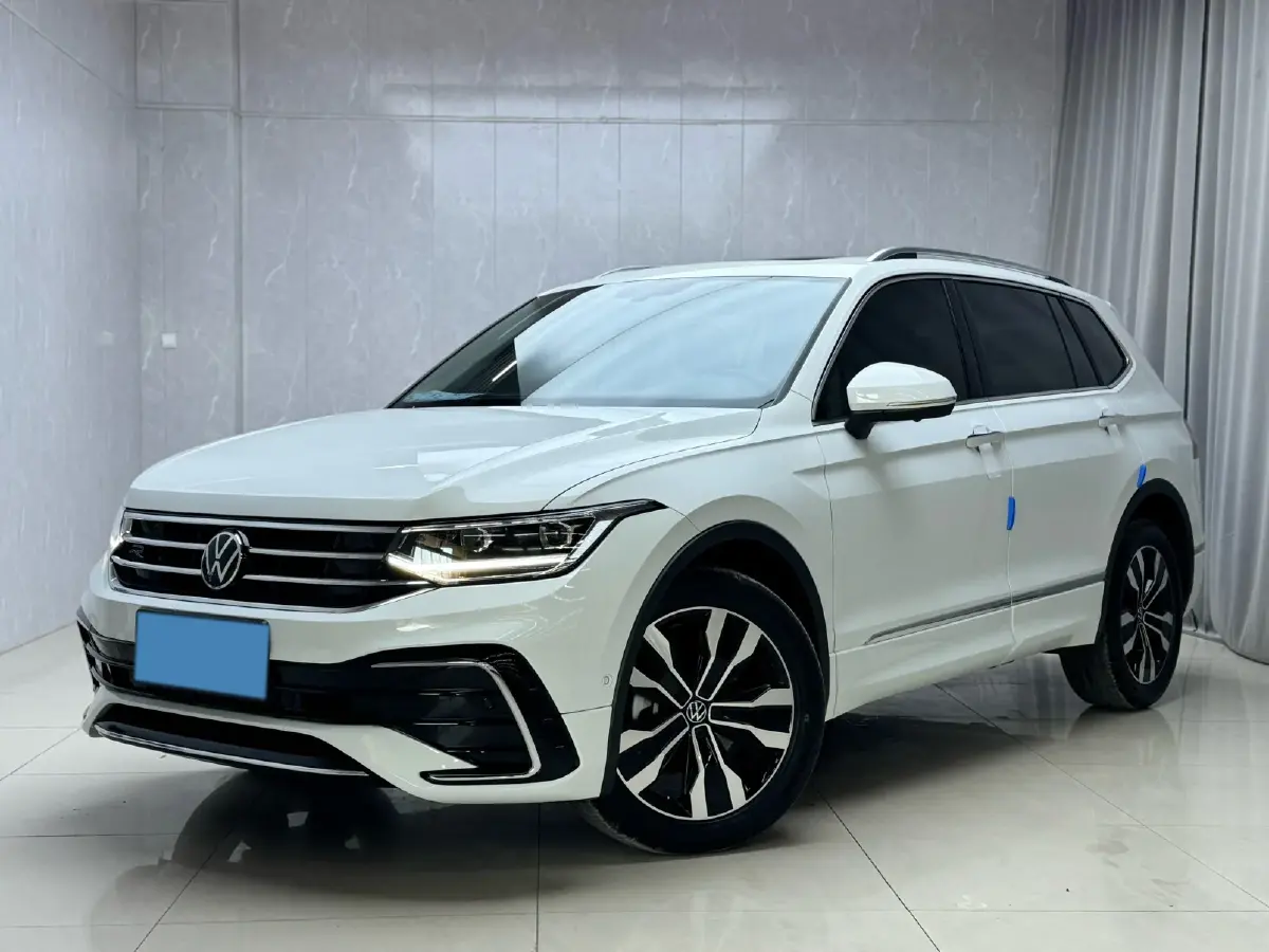 2024 Volkswagen Tiguan L 2.0T 186HP L4 7DCT