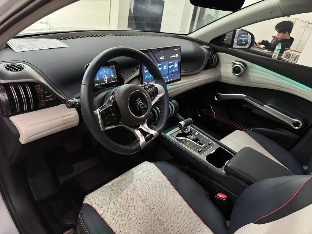 2022 Foton Grand General G7 2.0T 238HP L4 8AT,autocango,china used car exporter,china ev exporter,chinese used car exporter,chinese used ev exporter