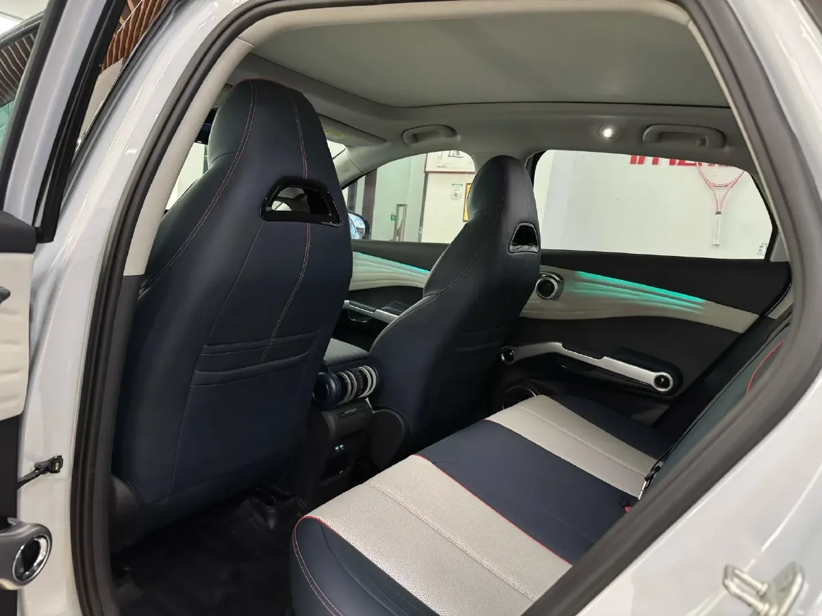 2022 Foton Grand General G7 2.0T 238HP L4 8AT,autocango,china used car exporter,china ev exporter,chinese used car exporter,chinese used ev exporter