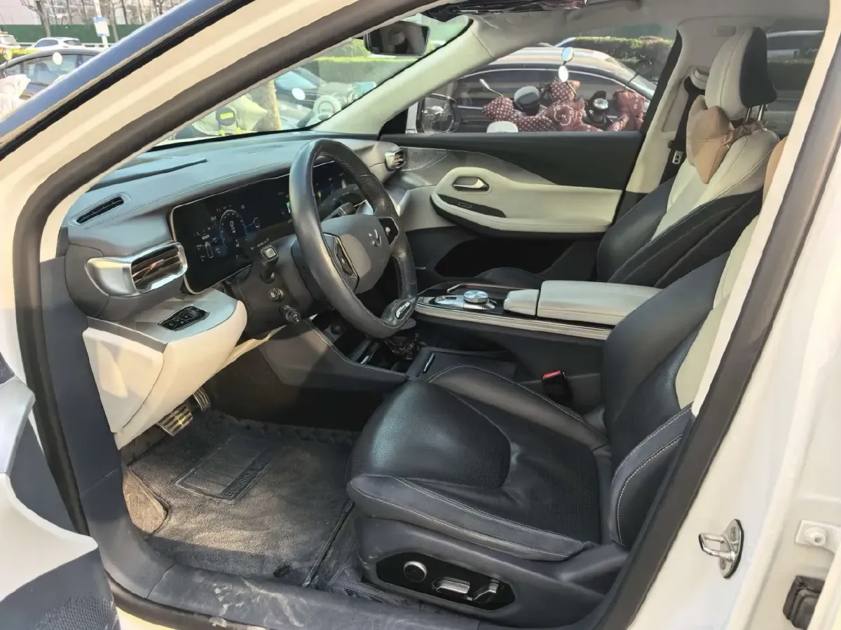 2022 ARCFOX αS BEV 93.6KWH,autocango,china used car exporter,china ev exporter,chinese used car exporter,chinese used ev exporter