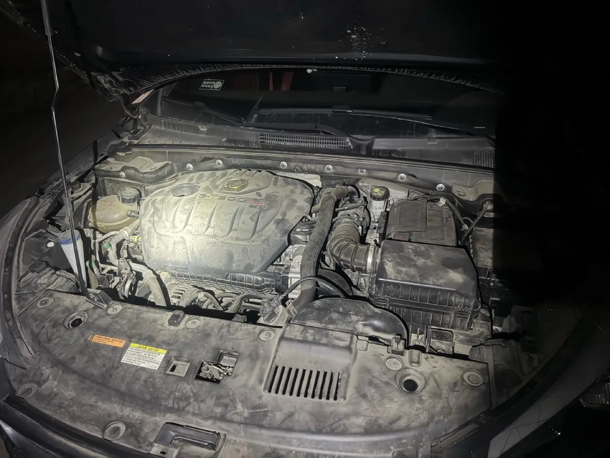 2021 DongFeng Aeolus YiXuan 1.5T 150HP L4 6DCT,autocango,china used car exporter,china ev exporter,chinese used car exporter,chinese used ev exporter