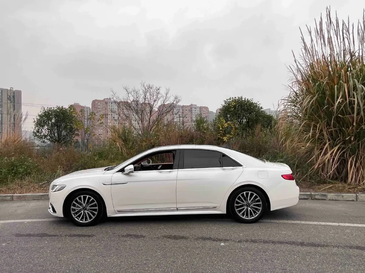 2018 Lincoln Continental 2.0T 261HP L4 6AT,autocango,china used car exporter,china ev exporter,chinese used car exporter,chinese used ev exporter