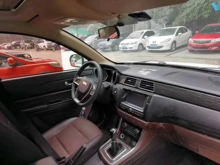 2016 LiFan MaiWei 1.5L 109HP L4 5MT,autocango,china used car exporter,china ev exporter,chinese used car exporter,chinese used ev exporter