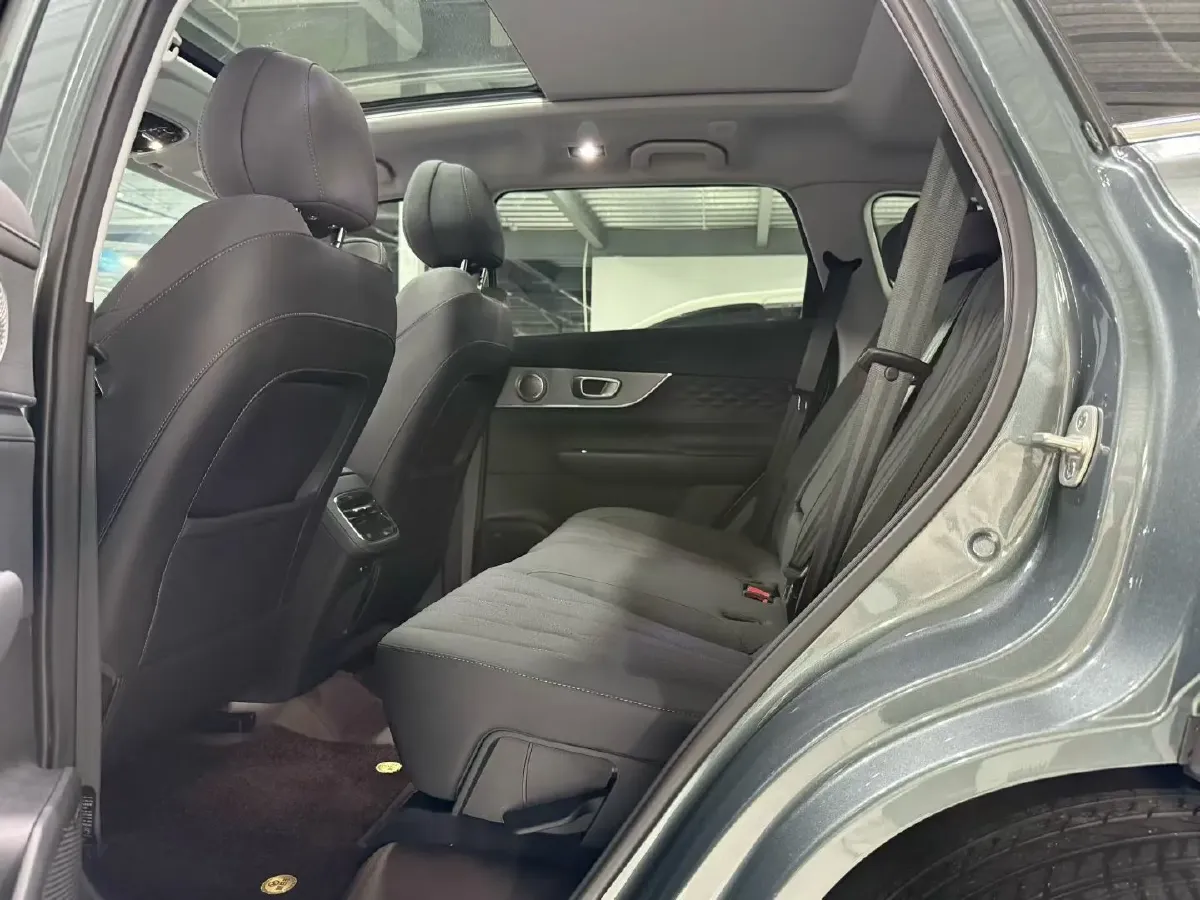 2025 Fulwin FulwinT8 1.5T 156HP L4 1DHT PHEV 18.67KWH,autocango,china used car exporter,china ev exporter,chinese used car exporter,chinese used ev exporter