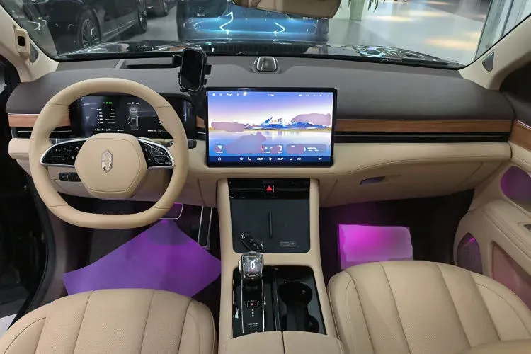 2024 AITO AITO M7 1.5T 152HP L4 REEV 40KWH,autocango,china used car exporter,china ev exporter,chinese used car exporter,chinese used ev exporter