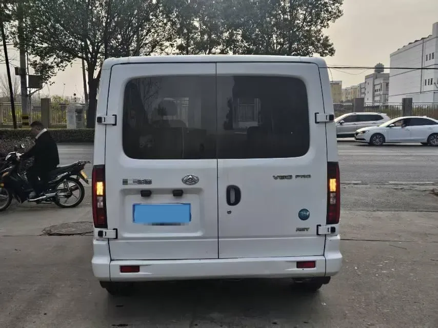 2023 DongFeng DFAC YuFeng 2.0T 136HP L4 6MT,autocango,china used car exporter,china ev exporter,chinese used car exporter,chinese used ev exporter