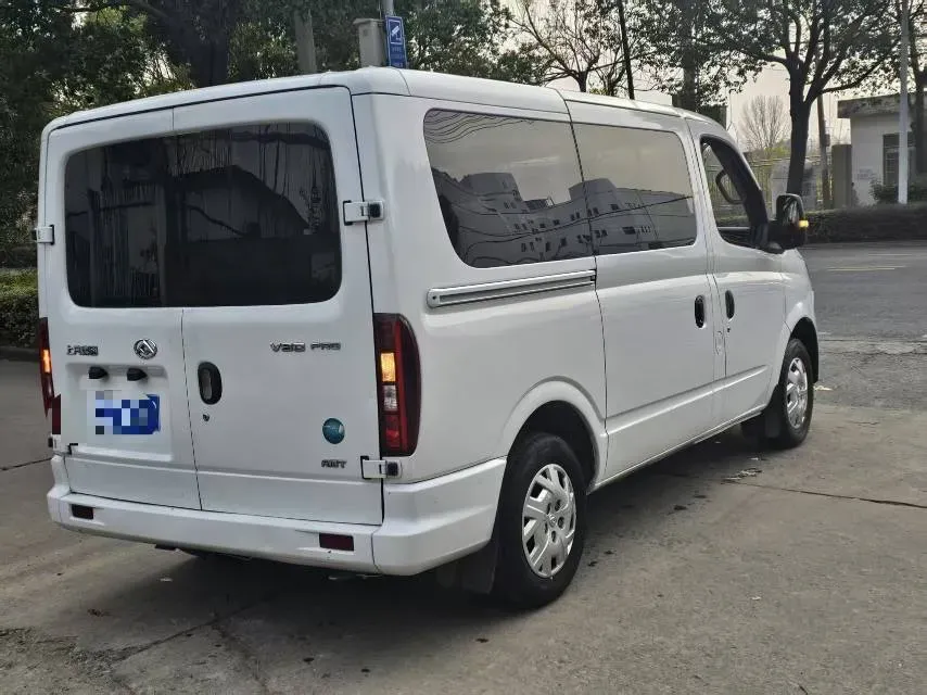 2023 DongFeng DFAC YuFeng 2.0T 136HP L4 6MT,autocango,china used car exporter,china ev exporter,chinese used car exporter,chinese used ev exporter