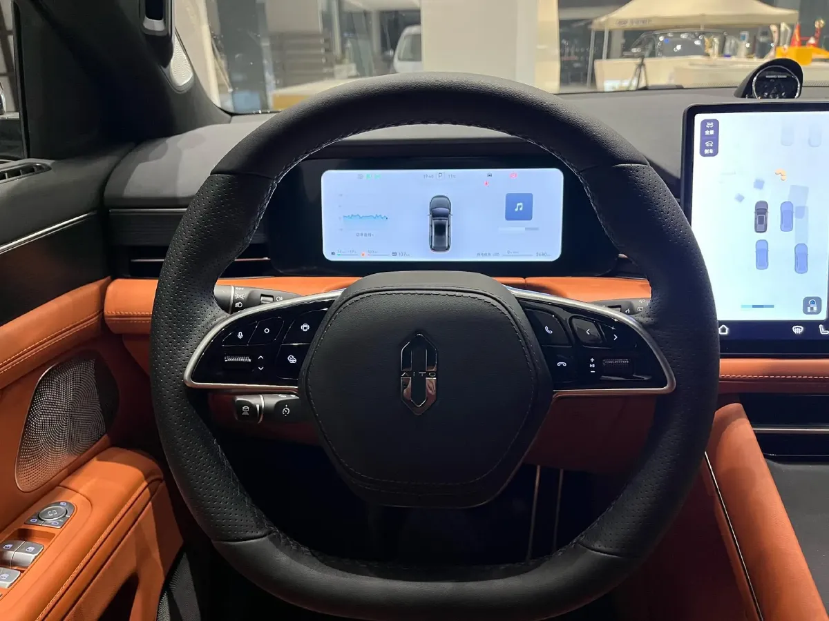 2024 AITO AITO M7 1.5T 152HP L4 REEV 40KWH,autocango,china used car exporter,china ev exporter,chinese used car exporter,chinese used ev exporter