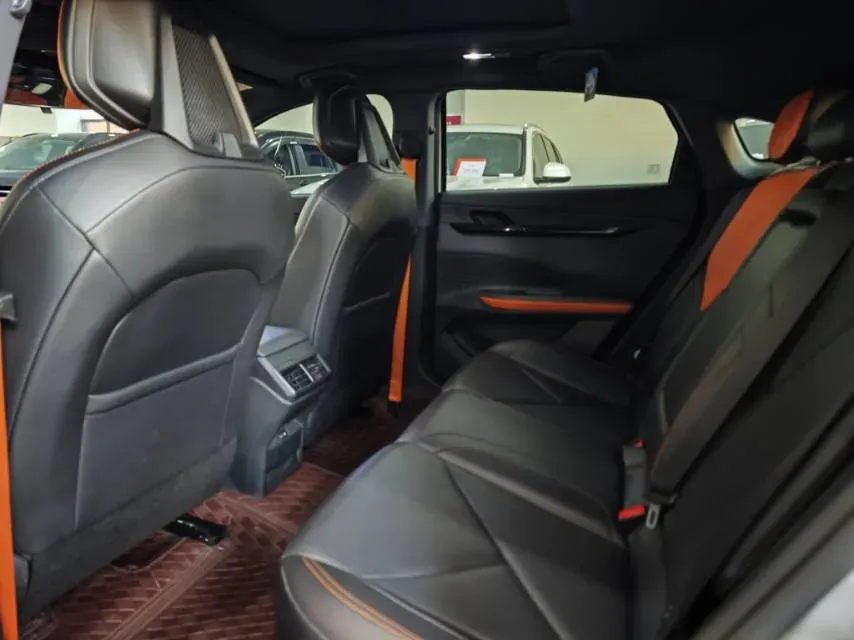 2022 ChangAn UNI-V 1.5T 188HP L4 7DCT,autocango,china used car exporter,china ev exporter,chinese used car exporter,chinese used ev exporter