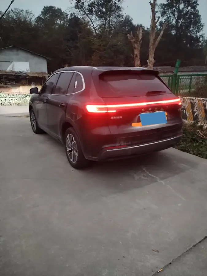 2025 LanDian E5 PLUS 1.5L 95HP L4 E-CVT PHEV 25KWH,autocango,china used car exporter,china ev exporter,chinese used car exporter,chinese used ev exporter