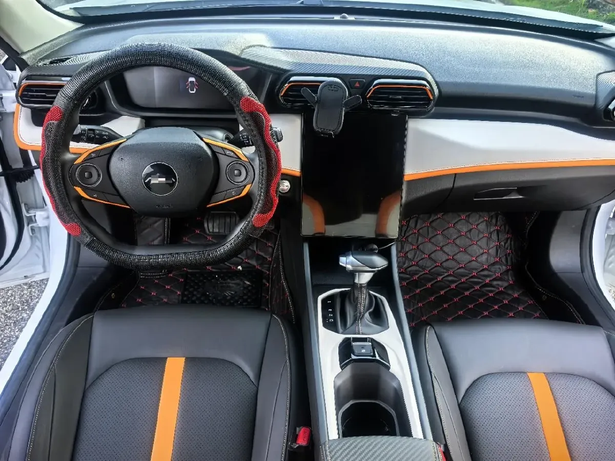 2023 DongFeng Aeolus YiXuan 1.5L 125HP L4 6DCT,autocango,china used car exporter,china ev exporter,chinese used car exporter,chinese used ev exporter