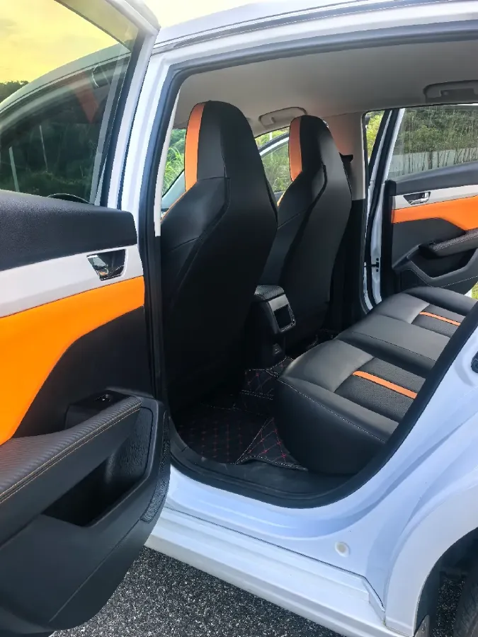 2023 DongFeng Aeolus YiXuan 1.5L 125HP L4 6DCT,autocango,china used car exporter,china ev exporter,chinese used car exporter,chinese used ev exporter