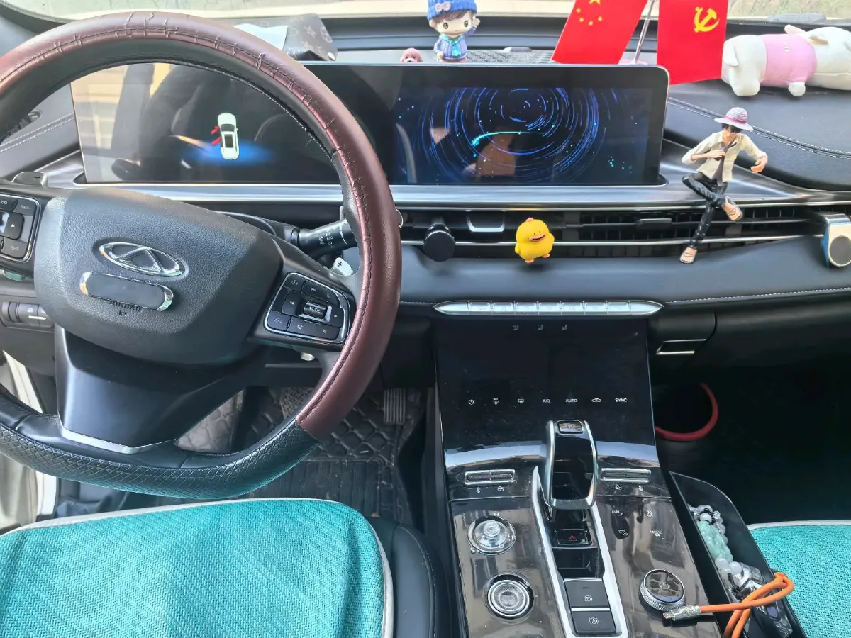 2021 Chery Tiggo 8 Plus 1.6T 197HP L4 7DCT,autocango,china used car exporter,china ev exporter,chinese used car exporter,chinese used ev exporter