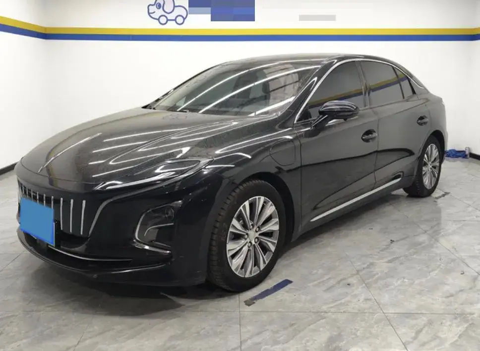2024 HongQi E-QM5 BEV 72KWH
