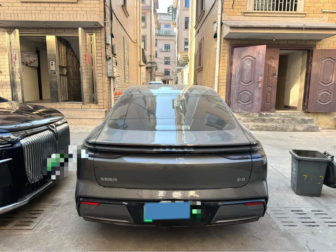 2024 Geely Galaxy E8 BEV 76KWH,autocango,china used car exporter,china ev exporter,chinese used car exporter,chinese used ev exporter