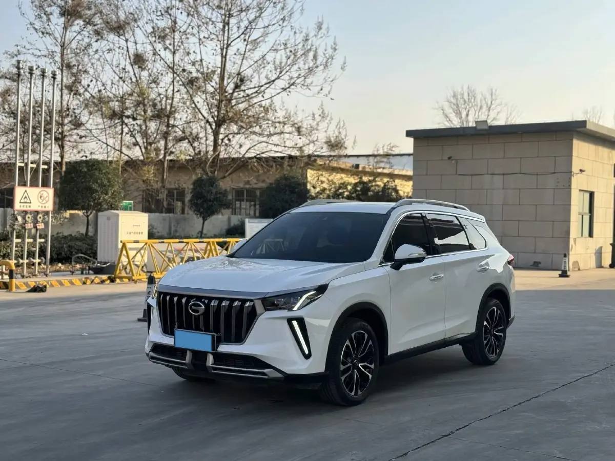 2022 GAC Trumpchi GS4 Plus 2.0T 252HP L4 6AT