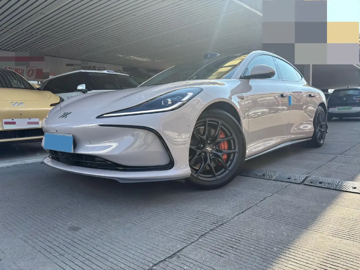 2024 IM L6 BEV 75KWH