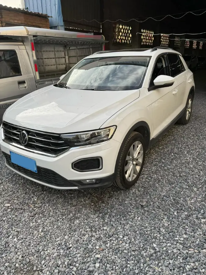 2022 Volkswagen T-Roc 1.4T 150HP L4 7DCT
