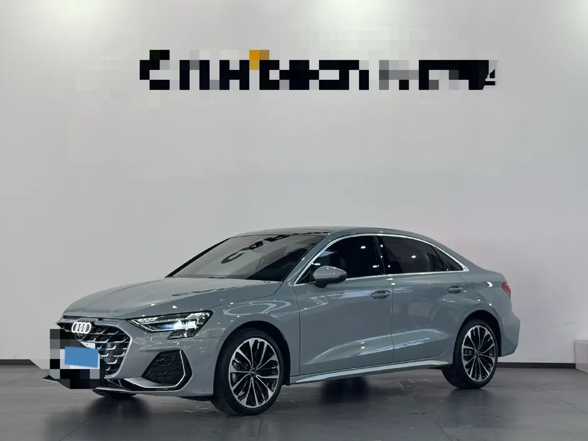 2025 Audi A3 1.5T 160HP L4 7DCT